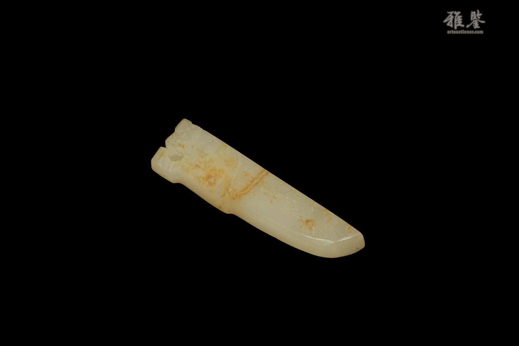 商代白玉虫饰