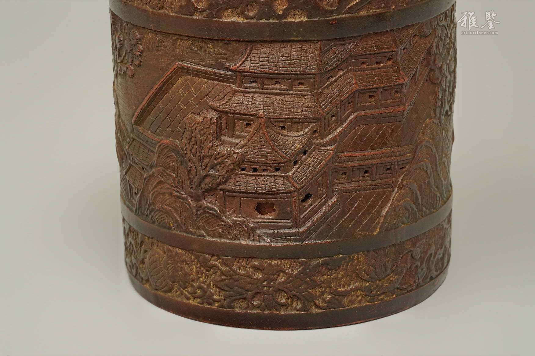清 陈鸣远制 紫砂镂空浮雕山水楼阁人物笔筒 明治二十年京都鸠居堂箱附 来源京都梦工房 本物保证