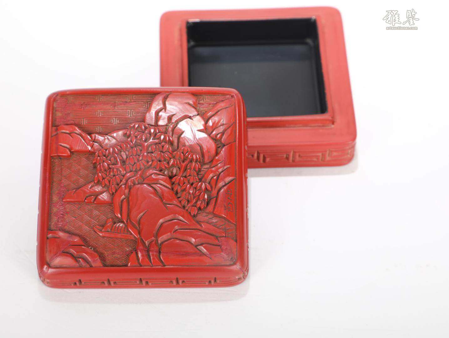 清 是閒款 剔紅香盒
