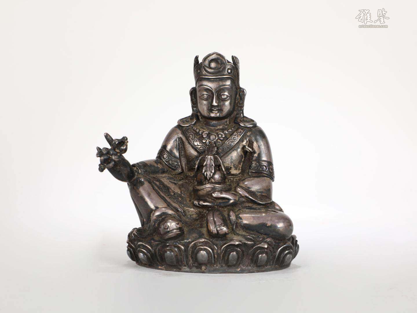 清 銀製上師座像